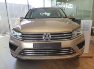 Volkswagen Touareg 2018 - Bán ô tô Volkswagen Touareg năm 2018, nhập khẩu giá 2 tỷ 499 tr tại Khánh Hòa