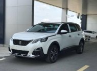 Peugeot 5008 2018 - Cần bán lại xe Peugeot 5008 năm sản xuất 2018, màu trắng, giá tốt giá 1 tỷ 399 tr tại Long An