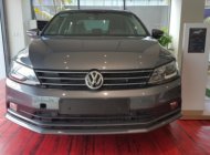 Volkswagen Jetta   1.4 AT  2016 - Bán Volkswagen Jetta 1.4 AT sản xuất năm 2016, màu xám, giá tốt  giá 899 triệu tại TT - Huế