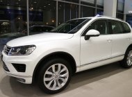 Volkswagen Touareg 2017 - Giao Ngay Volkswagen Touareg, màu trắng, giá ưu đãi hấp dẫn, Hotline 0938017717 giá 2 tỷ 499 tr tại Tp.HCM
