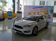 Ford Focus Sport 2018 - Hãng xe Ford tại Lào Cai bán Ford Focus Sport đời 2018, màu trắng, giá tốt, lh: 0941921742 giá 710 triệu tại Lào Cai