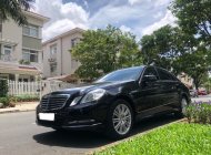 Mercedes-Benz E class E300 2011 - Vỡ nợ bán xe Mercedes E300 đời 2011, màu đen bóng giá 875 triệu tại Tp.HCM