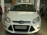 Ford Focus 2018 - Bán Ford Focus sản xuất 2018, màu trắng, 580 triệu, hỗ trợ thủ tục ngân hàng 90% và lăn bánh, 0968912236 giá 580 triệu tại Hưng Yên