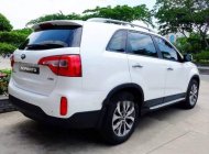 Kia Sorento 2017 - Bán ô tô Kia Sorento đời 2017, màu trắng, số tự động giá 700 triệu tại TT - Huế