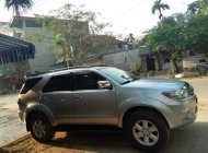 Toyota Fortuner 2009 - Cần bán lại xe Toyota Fortuner đời 2009, màu bạc như mới giá 615 triệu tại Bắc Kạn