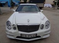 Mercedes-Benz E class 2002 - Cần bán Mercedes đời 2002, màu trắng, nhập khẩu nguyên chiếc, giá chỉ 350 triệu giá 350 triệu tại Tiền Giang