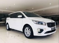 Kia Sedona 2018 - Cần bán Kia Sedona năm sản xuất 2018, màu trắng giá 1 tỷ 129 tr tại Khánh Hòa