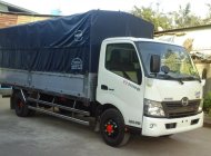 Hino 300 Series XZU720L 2018 - Bán ô tô tải thùng kín Hino 300 Series XZU720l đời 2018, màu trắng giá 660 triệu tại Hà Nội