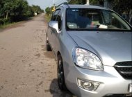 Kia Carens 2010 - Cần bán xe Kia Carens sản xuất 2010, màu bạc xe gia đình, giá 280tr giá 280 triệu tại Quảng Trị