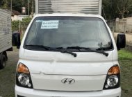 Hyundai H 100 2016 - Bán xe Hyundai H100, 1 tấn, máy cơ, SX 2016, ĐK 2/2017, màu trắng, thùng kín giá 315 triệu tại Nghệ An