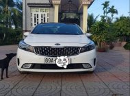 Kia Cerato 2018 - Bán xe Kia Cerato sản xuất năm 2018, màu trắng chính chủ  giá 610 triệu tại Cà Mau