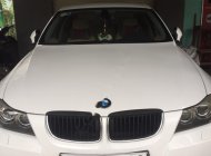 BMW 3 Series 320i 2007 - Bán BMW 3 Series 320i sản xuất năm 2007, màu trắng, xe nhập  giá 450 triệu tại Nghệ An