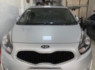 Kia Rondo AT 2015 - Cần bán lại xe Kia Rondo AT đời 2015, màu bạc, 490tr giá 490 triệu tại Tp.HCM