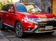 Mitsubishi Outlander STD 2019 - Bán Mitsubishi Outlander STD đời 2019, xe 7 chỗ màu đỏ, nhập khẩu 100% linh kiện từ Nhật Bản giá 807 triệu tại Quảng Bình