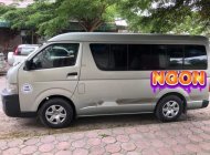 Toyota Hiace 2009 - Bán Toyota Hiace đời 2009, màu bạc giá 250 triệu tại Quảng Ninh