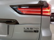 Lexus LX 570 Blakc Edition S 2019 - Cần bán Lexus LX 570 Blakc Edition S đời 2019, màu trắng, nhập khẩu nguyên chiếc giá 8 tỷ 600 tr tại Hà Nội