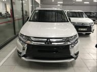 Mitsubishi Outlander 2019 - Bán xe Mitsubishi Outlander đời 2019, màu trắng giá 808 triệu tại Lào Cai