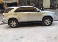 Toyota Fortuner V 2009 - Bán xe Fortuner 2009 số tự động, máy xăng, màu bạc giá 486 triệu tại Tp.HCM