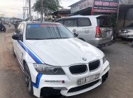 BMW 3 Series 320i 2009 - Cần bán BMW 3 Series sản xuất năm 2009, màu trắng, nhập khẩu giá 450 triệu tại Tp.HCM