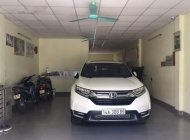 Honda CR V 2018 - Bán Honda CR V 2018, màu trắng chính chủ giá 1 tỷ 90 tr tại Quảng Ninh