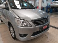 Toyota Innova V 2012 - Bán Innova 2.0V 2012, màu bạc, bản cao cấp giá 520 triệu tại Tp.HCM