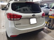 Kia Rondo GAT 2015 - Hãng bán Rondo GAT 2015, màu trắng, siêu lướt, giá TL, hỗ trợ góp giá 528 triệu tại Tp.HCM