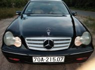 Mercedes-Benz C class  C200 2002 - Bán xe Mercedes C200 2002, màu đen, số sàn giá 160 triệu tại Tp.HCM