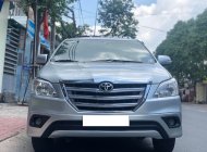 Toyota Innova V 2016 - Bán gấp xe Innova 8/2016 số tự động BS SG. Xe nhà sài giá 563 triệu tại Tp.HCM