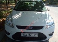 Ford Focus 2011 - Chính chủ bán Ford Focus 1.8 AT 2011, màu trắng giá 300 triệu tại Ninh Thuận