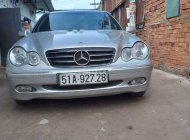 Mercedes-Benz C class C200 2003 - Cần bán xe Mercedes năm sản xuất 2003, màu bạc, nhập khẩu nguyên chiếc, giá chỉ 220 triệu giá 220 triệu tại Tp.HCM