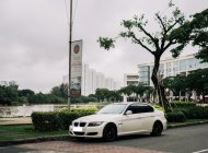 BMW 3 Series 320I 2010 - Cần bán em BMW 320i ĐKLĐ 2010, màu trắng giá 450 triệu tại Tp.HCM