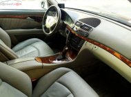 Mercedes-Benz E class 2002 - Cần bán lại xe Mercedes năm sản xuất 2002, màu đen số tự động  giá 265 triệu tại Hà Nội