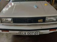 Nissan Bluebird 1986 - Cần bán lại xe Nissan Bluebird 1986, màu trắng giá 35 triệu tại Đồng Tháp