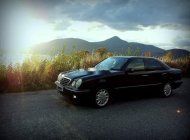 Mercedes-Benz E class 1996 - Bán ô tô Mercedes 1996, giá cả hợp lý, xe còn nguyên bản giá 100 triệu tại Đồng Nai