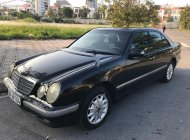 Mercedes-Benz E class E240 AT 2001 - Cần bán Mercedes E240 gia đình đời 2001, màu đen chính chủ, 188 triệu giá 188 triệu tại Hà Nội