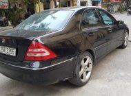 Mercedes-Benz C class 2006 - Cần bán gấp Mercedes năm sản xuất 2006, màu đen ít sử dụng giá 250 triệu tại Hà Nội