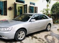 Hyundai Sonata 2009 - Cần bán gấp Hyundai Sonata 2.0 MT 2009 giá 350 triệu tại Yên Bái