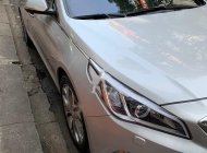 Hyundai Sonata 2014 - Bán gấp Hyundai Sonata 2.0 AT sản xuất 2014, màu bạc, xe nhập xe gia đình giá 655 triệu tại Đắk Lắk
