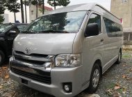 Toyota Hiace 3.0L DAT 2019 - Bán nhanh chiếc Toyota Hiace 3.0L DAT đời 2019, màu bạc, giá giảm mạnh giá 899 triệu tại Tp.HCM