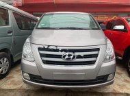 Hyundai Grand Starex 2016 - Bán ô tô Hyundai Grand Starex năm sản xuất 2016, màu xám, nhập khẩu, 715tr giá 715 triệu tại Vĩnh Phúc