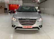 Toyota Innova 2.0E 2014 - Bán Toyota Innova 2.0E đời 2014, màu bạc số sàn, giá tốt giá 495 triệu tại Hà Giang