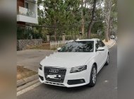 Audi A4 2010 - Cần bán Audi A4 đời 2010, màu trắng, xe nhập, giá tốt giá 679 triệu tại Lâm Đồng