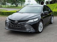 Toyota Camry 2020 - Hỗ trợ mua xe trả góp lãi suất thấp - Giao dịch nhanh với chiếc Toyota Camry 2.5Q, sản xuất 2020 giá 1 tỷ 235 tr tại Kon Tum