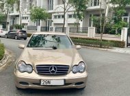 Cần bán Mercedes C200 đời 2002, màu ghi vàng xe gia đình giá 158 triệu tại Hà Nội