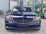 Mercedes-Benz E class  E200  2017 - Cần bán Mercedes E200 đời 2017, màu đen giá 1 tỷ 650 tr tại Bình Dương