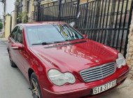 Cần bán gấp Mercedes năm 2002, màu đỏ giá 138 triệu tại Tp.HCM