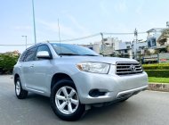 Toyota Highlander 2009 - Cần bán lại xe Toyota Highlander đời 2009, màu bạc, xe nhập, giá tốt giá 625 triệu tại Tp.HCM