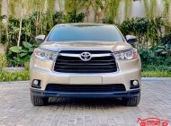 Toyota Highlander 2016 - Bán xe Toyota Highlander năm sản xuất 2016, màu vàng, nhập khẩu nguyên chiếc giá 1 tỷ 590 tr tại Hà Nội