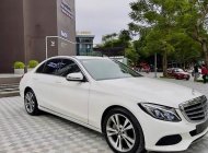 Mercedes-Benz C250 2017 - Cần bán gấp Mercedes sản xuất 2017, màu trắng còn mới giá 1 tỷ 250 tr tại Hà Nội