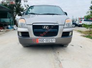 Hyundai Starex 2005 - Bán Hyundai Starex đời 2005, màu bạc giá 165 triệu tại Hải Dương